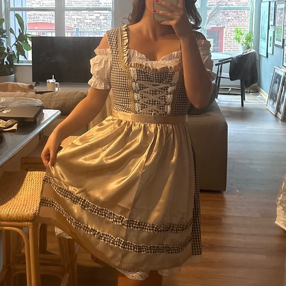 Women's German Dirndl Dress Costumes 3 Pieces for Oktoberfest Carnival - Picture 1 of 3